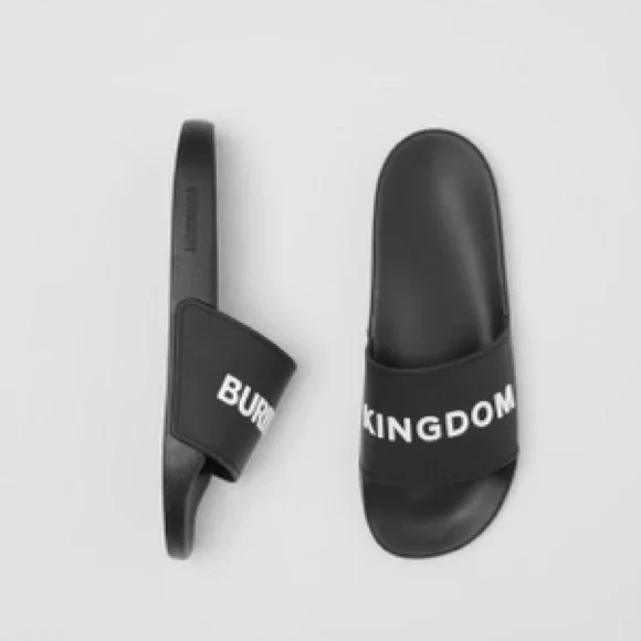 Burberry Kingdom motif slides Burberry - Kingdom Motif Slides | HBX main image 3